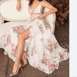 NWT Lulu's • Elegantly Inclined Cream Pink Floral V-Neck Wrap Maxi Dress • Sz M